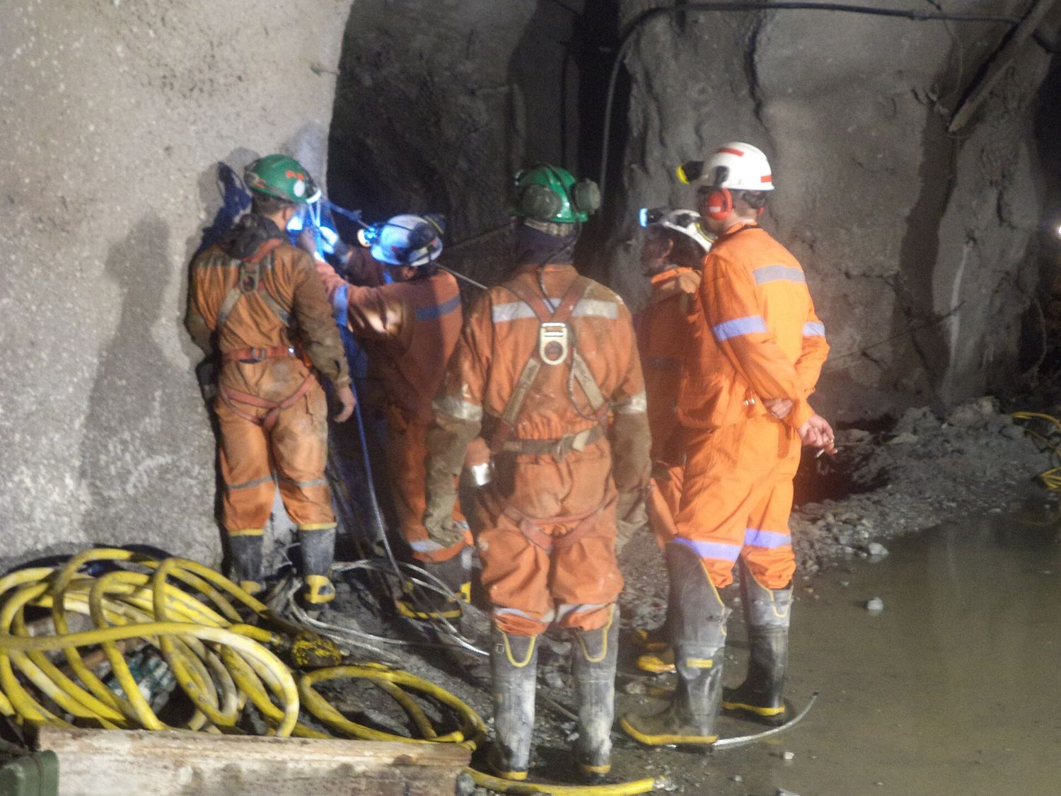 Trabajadores de la mina El Teniente