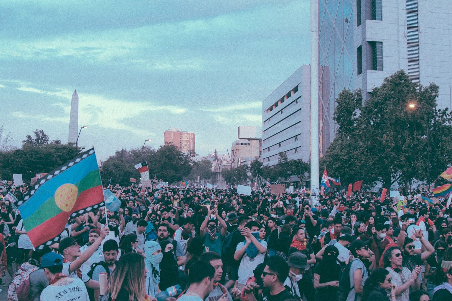 Multitud en la marcha más grande de Chile, 25 de octubre de 2019
